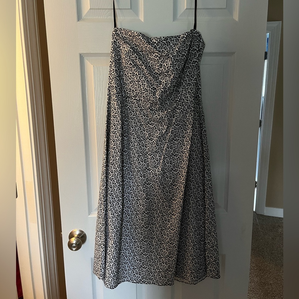 Ladies size 12 strapless dress.  New